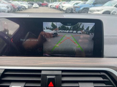 Used 2018 BMW X3 xDrive30i w/ Premium Package AWD/4WD image 12