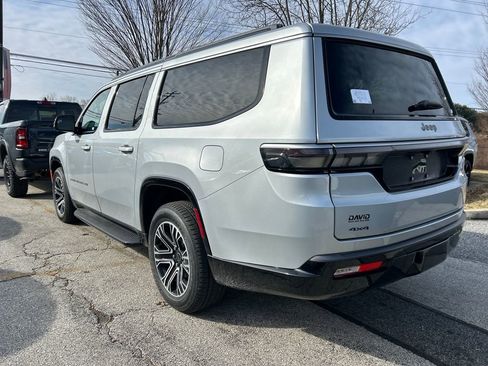 New 2026 Jeep Grand Wagoneer L w/ Premium Group I image 2