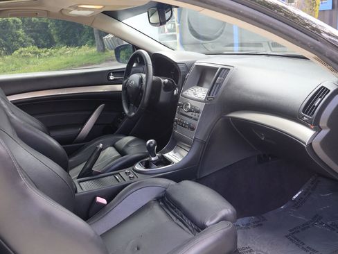 Used 2010 INFINITI G37 Sport w/ Navigation Pkg RWD image 39