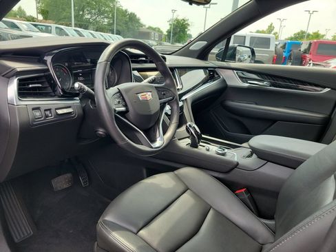 Used 2020 Cadillac XT6 Premium Luxury AWD/4WD image 21