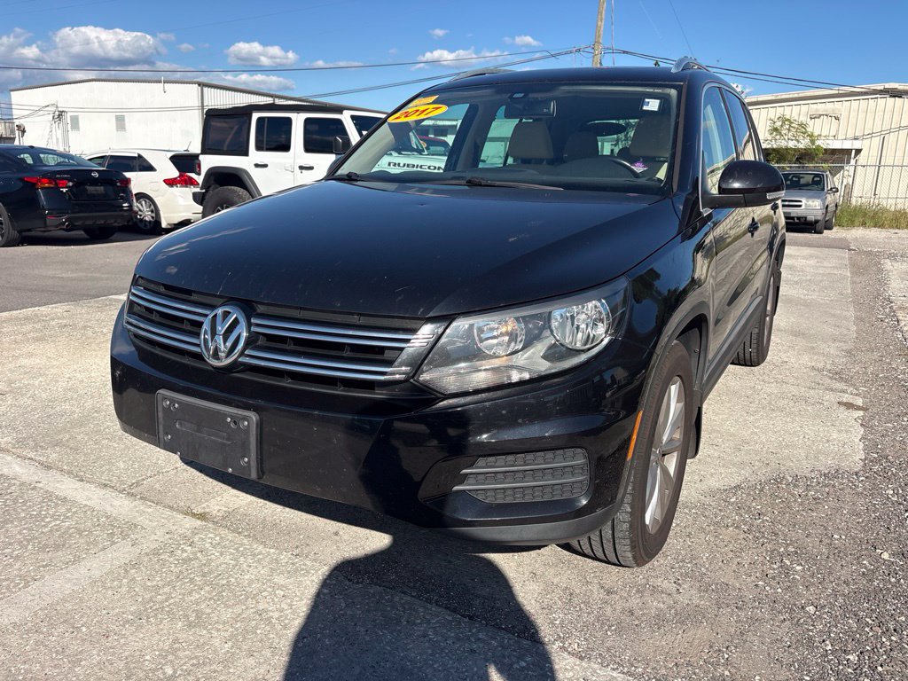 Used 2017 Volkswagen Tiguan Wolfsburg Edition AWD/4WD image 7