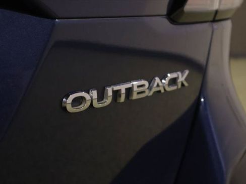 Used 2021 Subaru Outback AWD/4WD image 15
