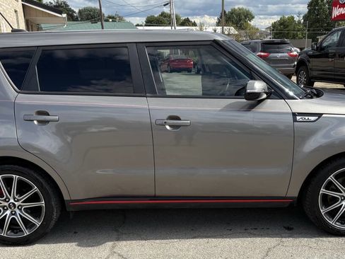Used 2018 Kia Soul ! w/ Tech Package image 4
