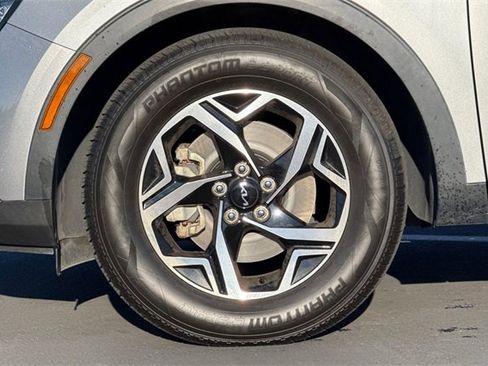 Certified 2023 Kia Sportage LX image 34