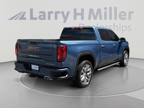 Used 2025 GMC Sierra 1500 Denali w/ Denali Reserve Package AWD/4WD image 5