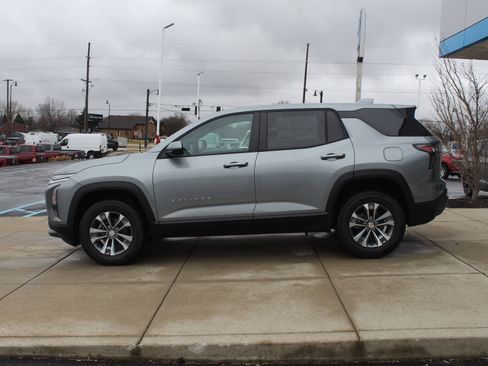 New 2026 Chevrolet Equinox LT image 6