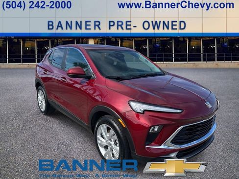 Used 2024 Buick Encore GX Preferred FWD image 2