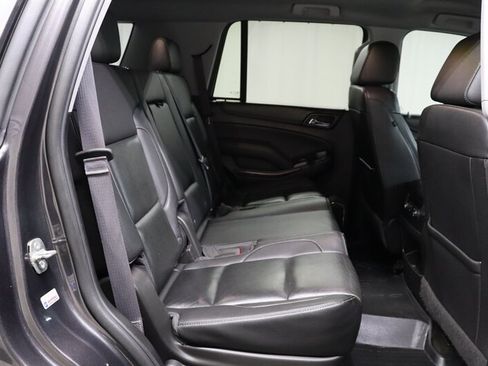 Used 2017 GMC Yukon SLT AWD/4WD image 31