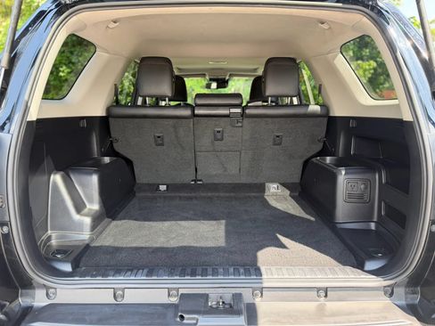 Used 2020 Toyota 4Runner TRD Off-Road Premium w/ Moonroof Package AWD/4WD image 21