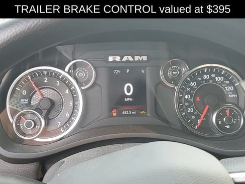 Used 2024 RAM 2500 Tradesman w/ Chrome Appearance Group AWD/4WD image 16
