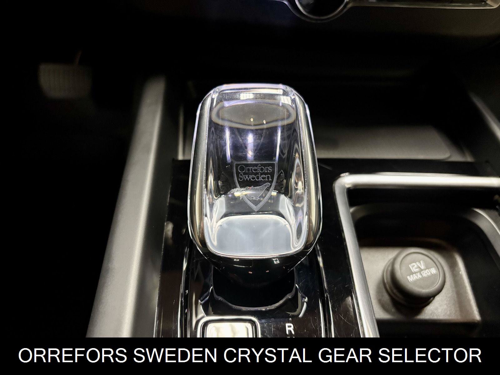 Used 2026 Volvo XC60 B5 Plus AWD/4WD image 29