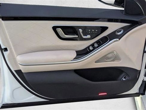 Used 2023 Mercedes-Benz S 500 4MATIC image 7