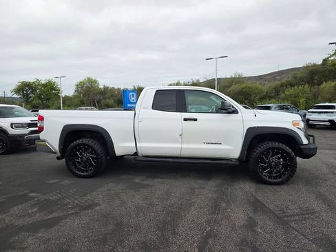 Used 2017 Toyota Tundra SR5 RWD image 6