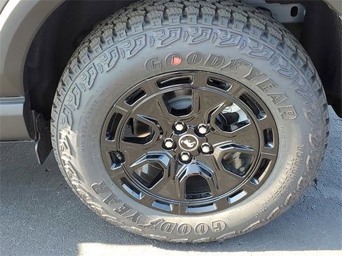 New 2025 Ford Bronco Sport Outer Banks w/ Sasquatch Outer Banks Package image 5