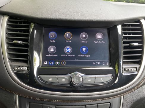 Used 2018 Chevrolet Trax LS FWD image 24