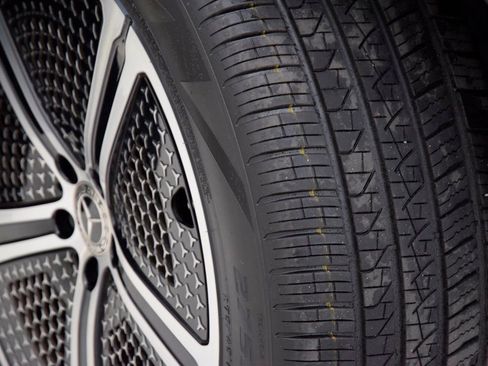 Certified 2023 Mercedes-Benz EQS 450+ 4MATIC SUV image 31