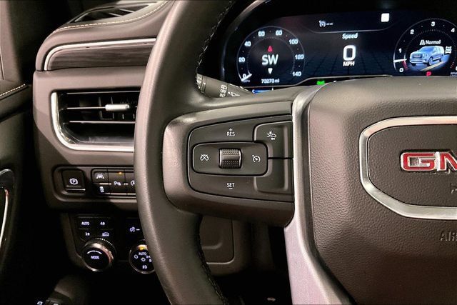 Used 2023 GMC Yukon SLT AWD/4WD image 28
