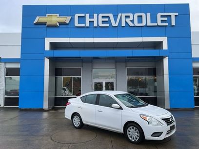 Used 2016 Nissan Versa SV