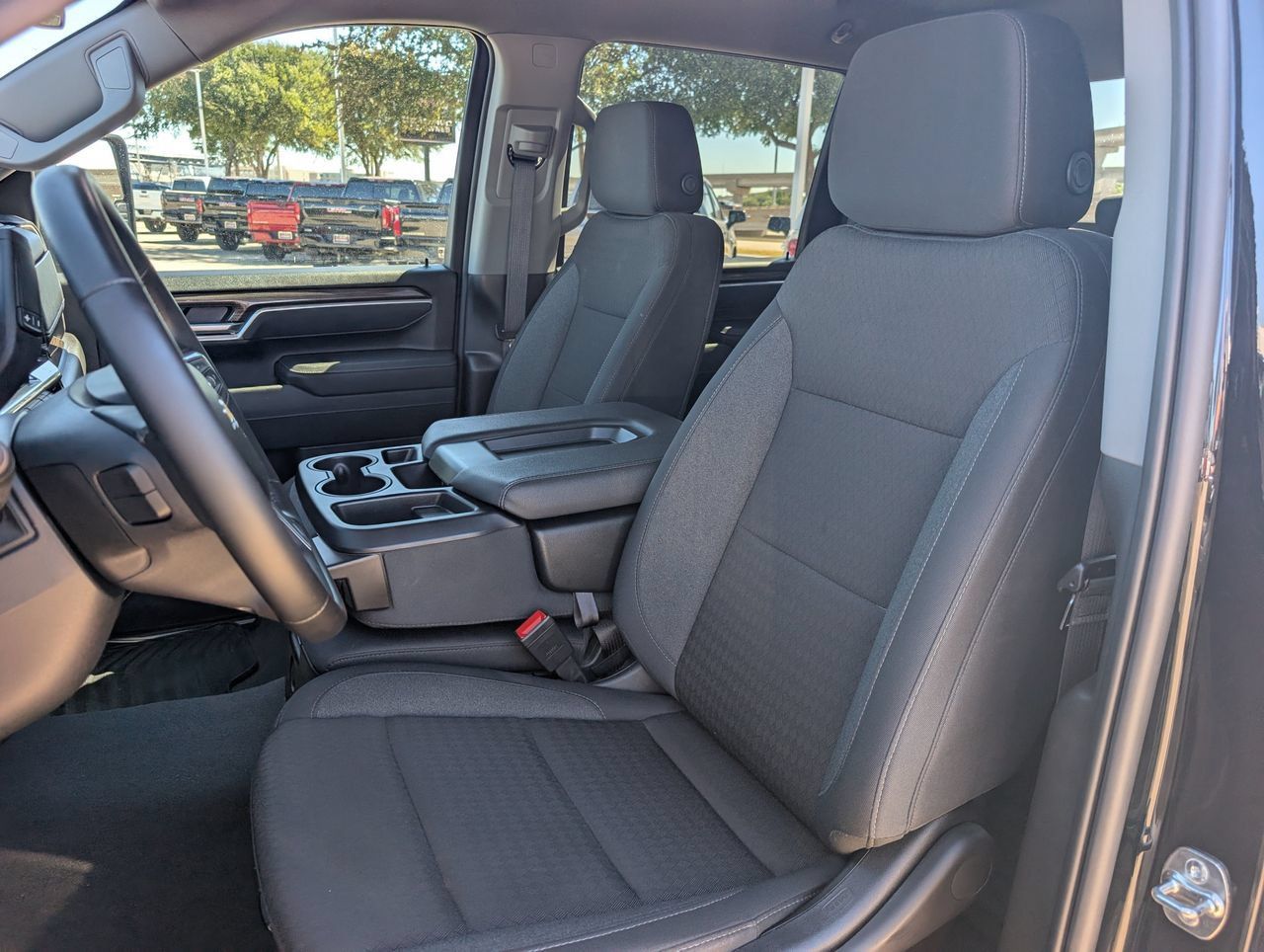 Used 2026 Chevrolet Silverado 2500 LT AWD/4WD image 25