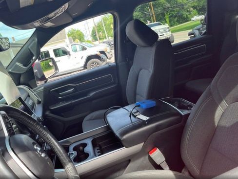 Used 2020 RAM 1500 Big Horn AWD/4WD image 8