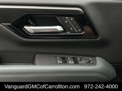 New 2026 GMC Yukon XL AT4 w/ AT4 Premium Plus Package AWD/4WD image 20