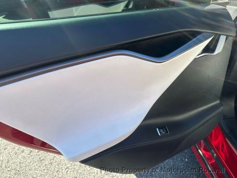 Used 2019 Tesla Model S Long Range image 21