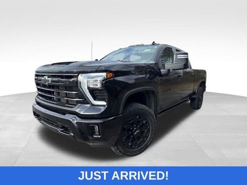 Used 2024 Chevrolet Silverado 2500 LTZ w/ LTZ Plus Package image 1