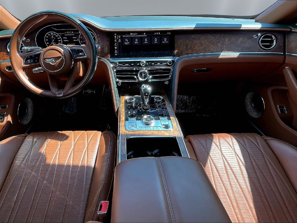 Used 2022 Bentley Flying Spur V8 AWD/4WD image 7