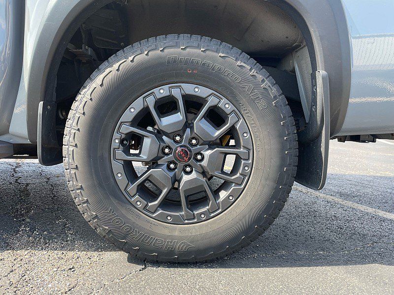 Used 2024 Nissan Frontier PRO-4X w/ Pro Premium Package AWD/4WD image 17