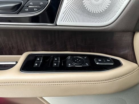 Used 2022 Lincoln Navigator Reserve image 34