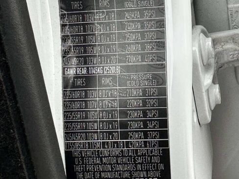 Used 2018 Land Rover Range Rover Evoque image 27