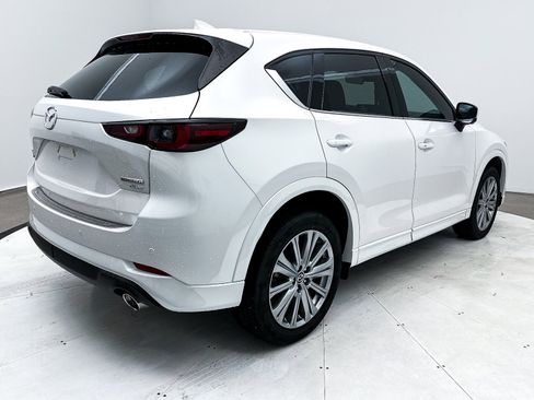 Used 2023 MAZDA CX-5 Signature image 18