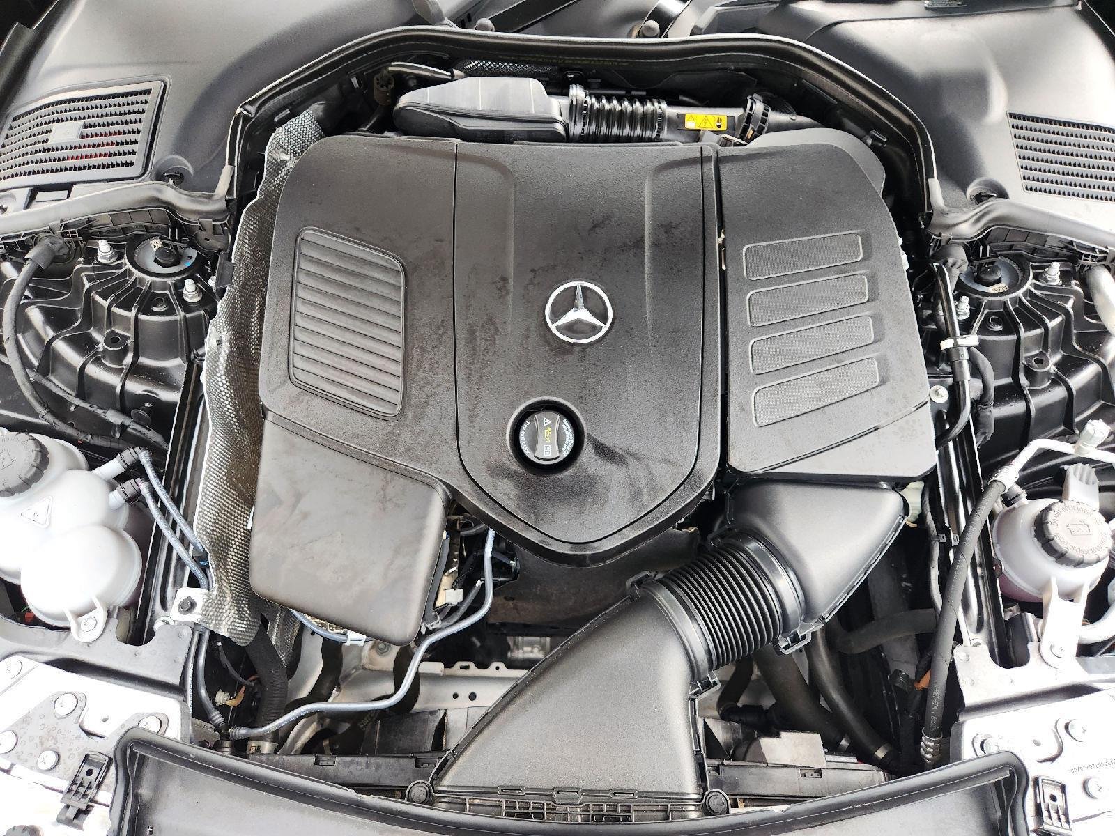 Used 2024 Mercedes-Benz CLE 300 4MATIC Coupe image 32