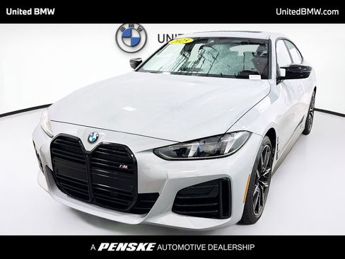 Used 2025 BMW M440i image 1