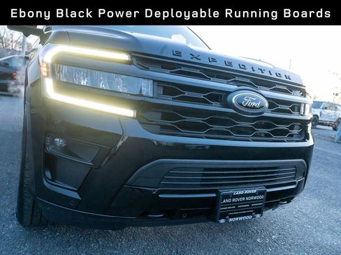 Used 2024 Ford Expedition Limited image 16