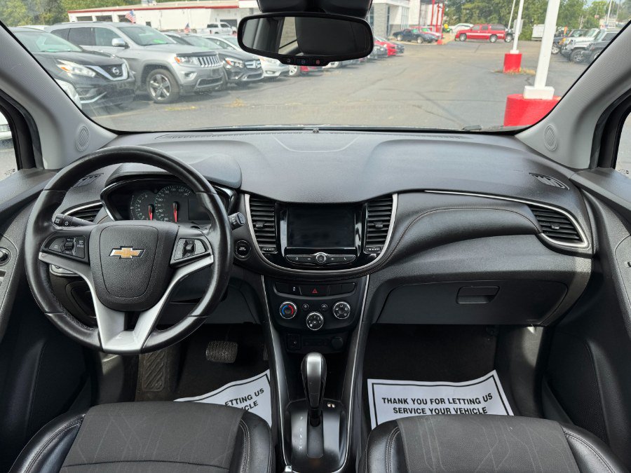 Used 2019 Chevrolet Trax LT w/ Driver Confidence Package FWD image 21