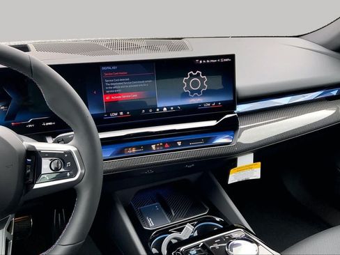 New 2026 BMW i5 M60 AWD/4WD image 6