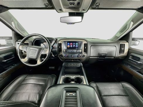 Used 2017 GMC Sierra 2500 Denali w/ Duramax Plus Package AWD/4WD image 14