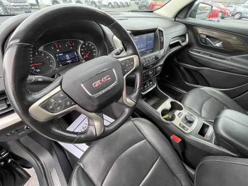 Used 2018 GMC Terrain Denali w/ Advanced Safety Package image 17