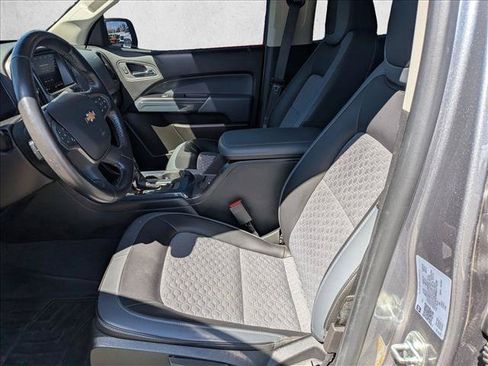 Used 2021 Chevrolet Colorado Z71 w/ Safety Package RWD image 14