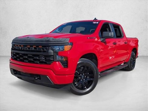 Used 2024 Chevrolet Silverado 1500 Custom image 1