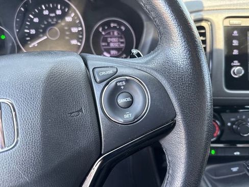 Used 2021 Honda HR-V Sport image 23