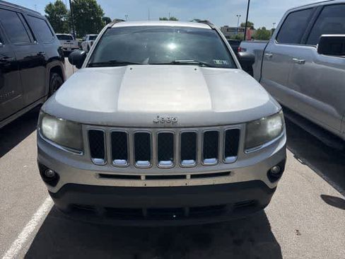 Used 2014 Jeep Compass Sport AWD/4WD image 4