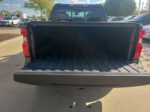 Used 2019 Chevrolet Silverado 1500 High Country w/ High Country Premium Package image 14