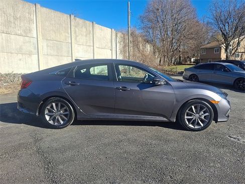 Used 2019 Honda Civic EX-L image 7