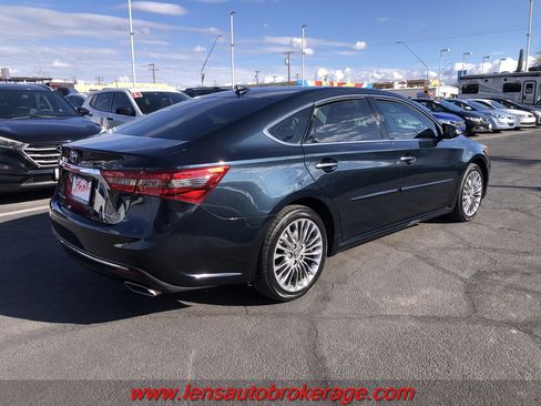 Used 2016 Toyota Avalon Limited w/ Toyota Safety Sense Package image 8