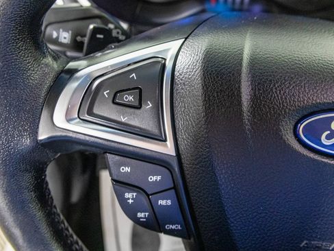 Used 2020 Ford Edge SEL w/ Convenience Package AWD/4WD image 34
