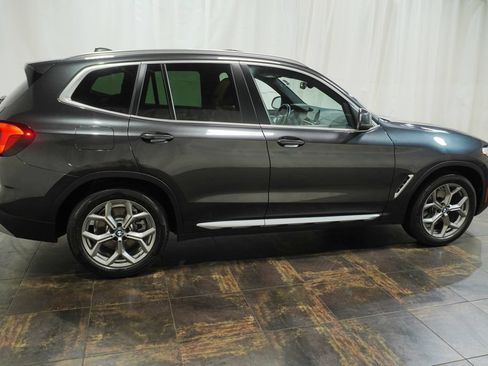 Used 2024 BMW X3 xDrive30i w/ Premium Package w/ZPA AWD/4WD image 3