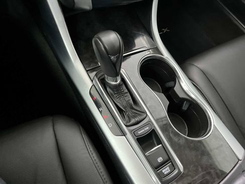 Used 2019 Acura TLX image 21