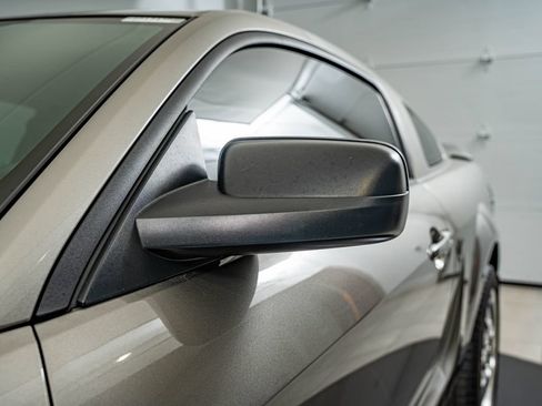 Used 2009 Ford Mustang Shelby GT500 RWD image 9